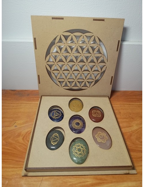Set 7 Pierres Chakras Gravées + Coffret Fleur de Vie | Lithothérapie